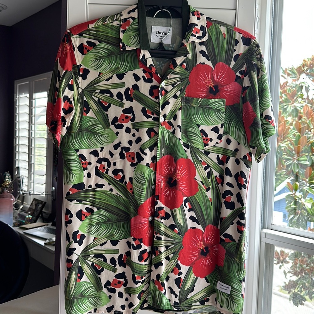 Duvin Design- Leo Floral Button-up Shirt